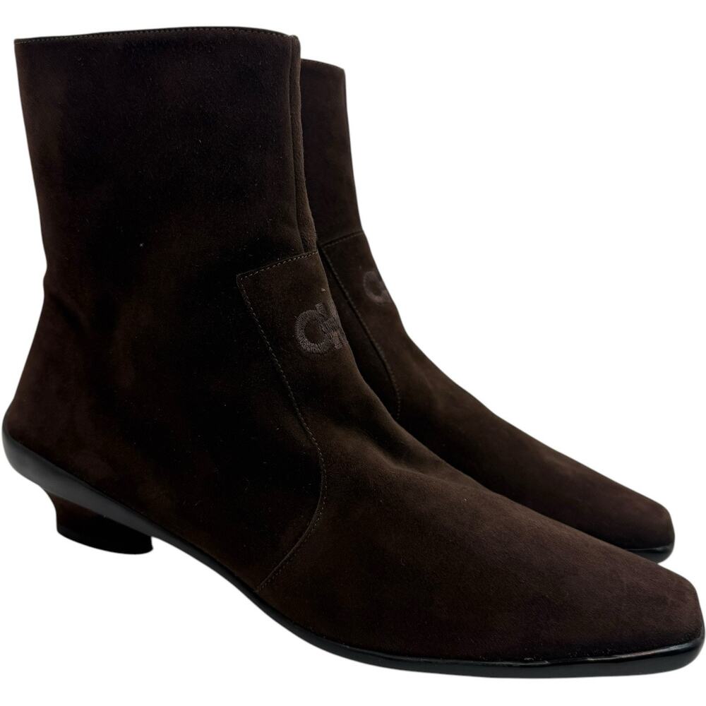 Salvatore Ferragamo Ankle Booties In Brown Suede Size 7.5